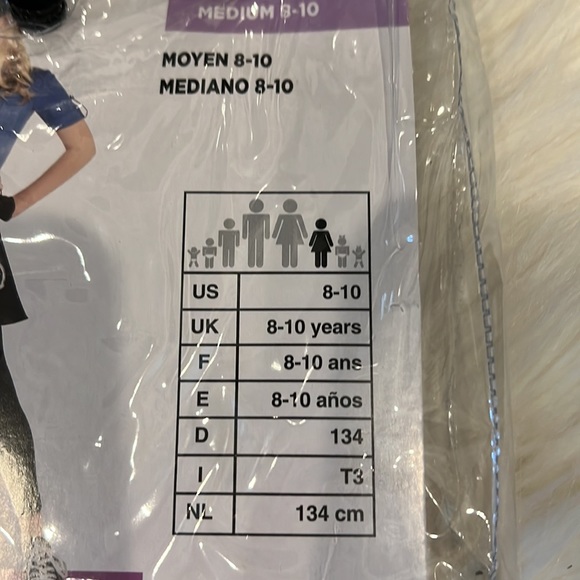 Girl’s Police Costume - Picture 4 of 4